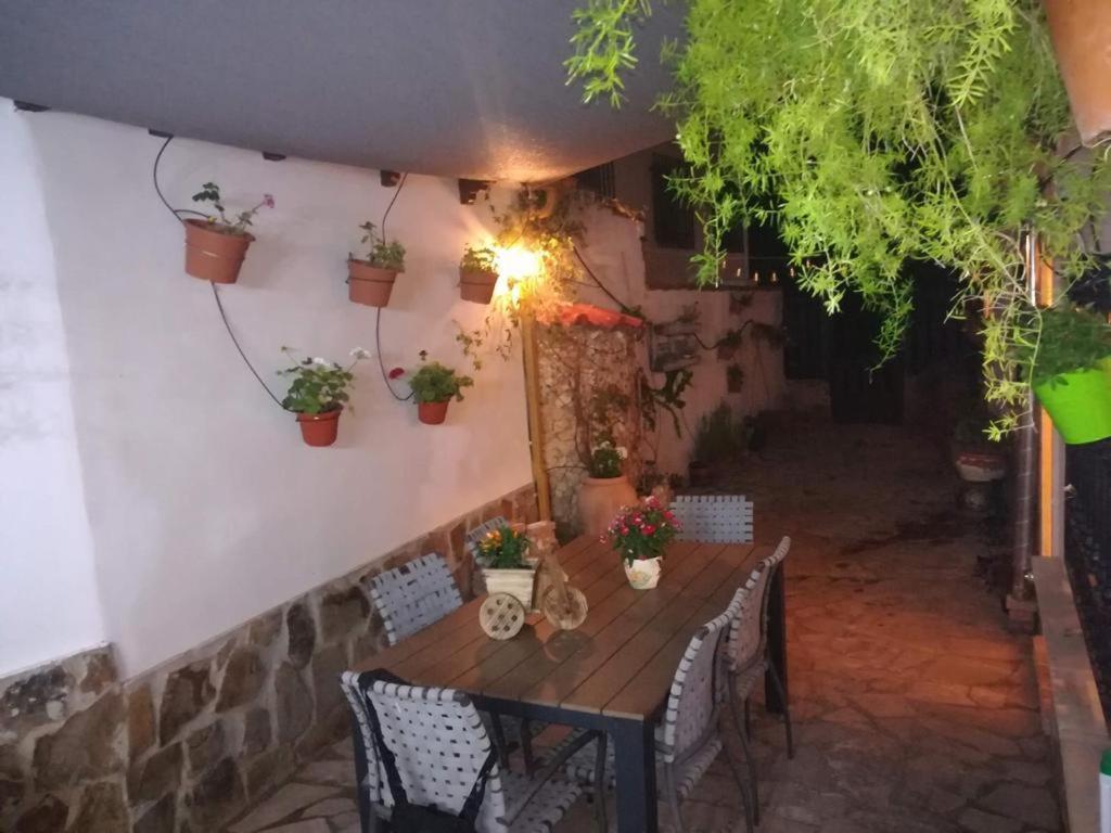Casa Rural La Piedra Del Cambron Villaverde De Guadalimar Екстериор снимка