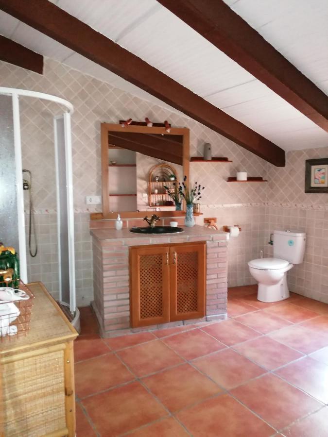 Casa Rural La Piedra Del Cambron Villaverde De Guadalimar Екстериор снимка